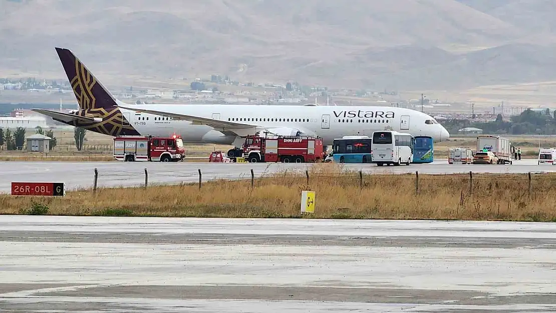 Erzurum Valisi Çiftçi, bomba ihbarı yapılan uçakla ilgili açıklama yaptı