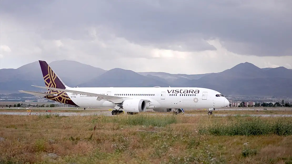 Erzurum'da kalan yolcular için Hindistan'dan yeni uçak geldi