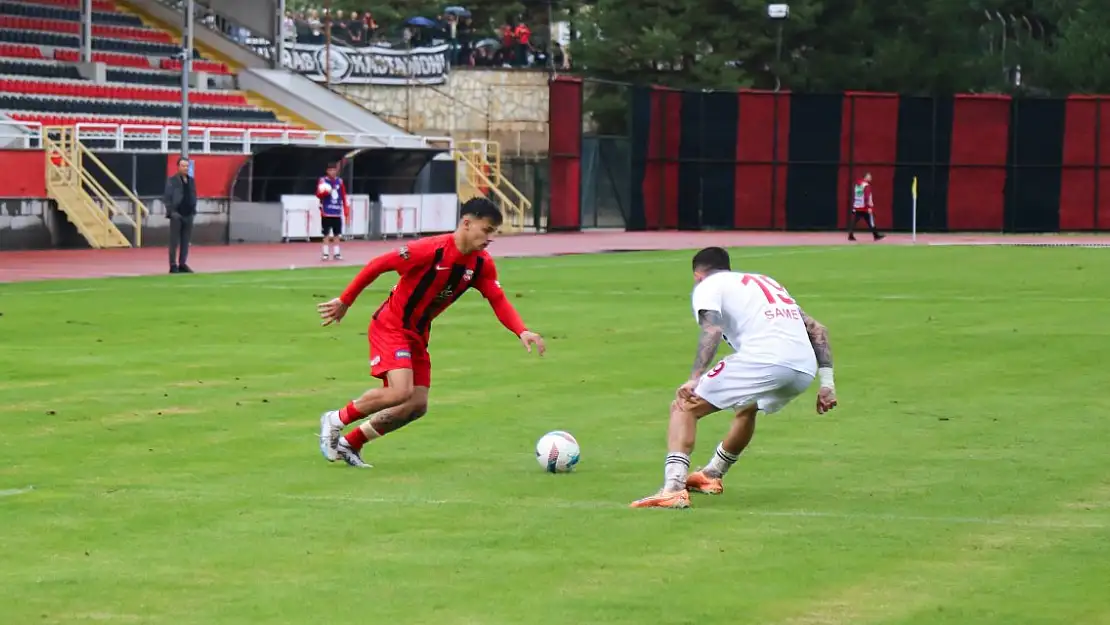 TFF 2. Lig'te  GMG Kastamonuspor evinde Batman Petrolsporu yendi