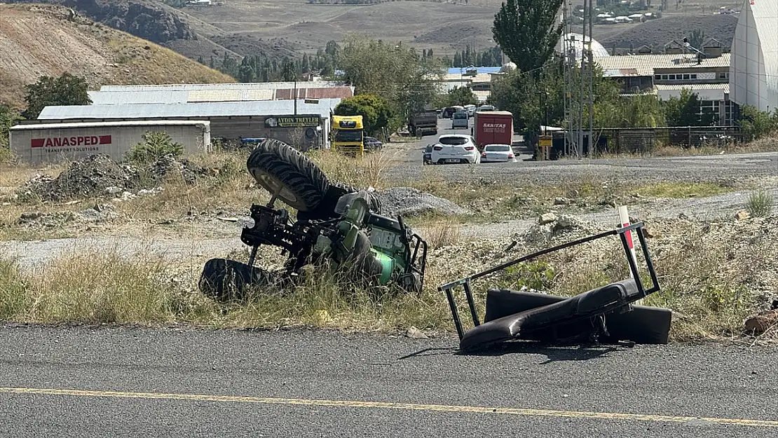 Erzurum'da minibüs ile ATV çarpıştı