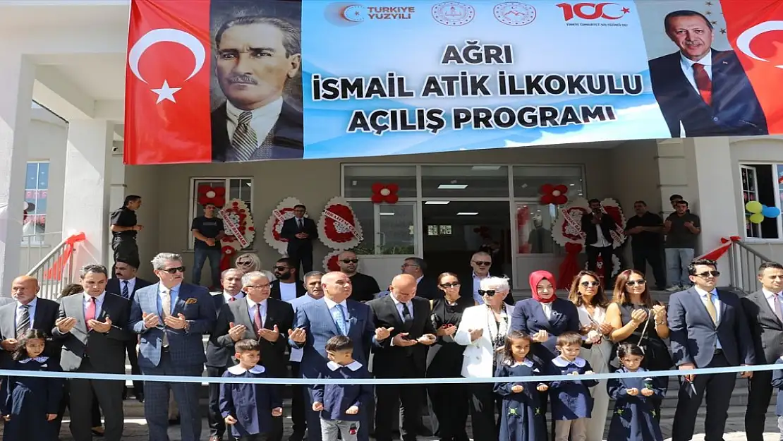 Ağrı'da Atik ailesinin gururlu günü