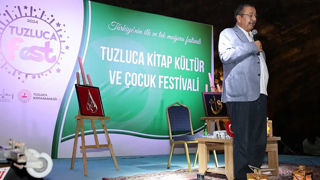 Iğdır'daki kitap ve çocuk festivalinde Hayati İnanç Söyleşisi