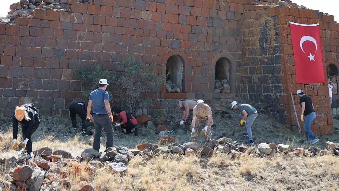 Erzurum emniyet ekiplerinden örnek çalışma