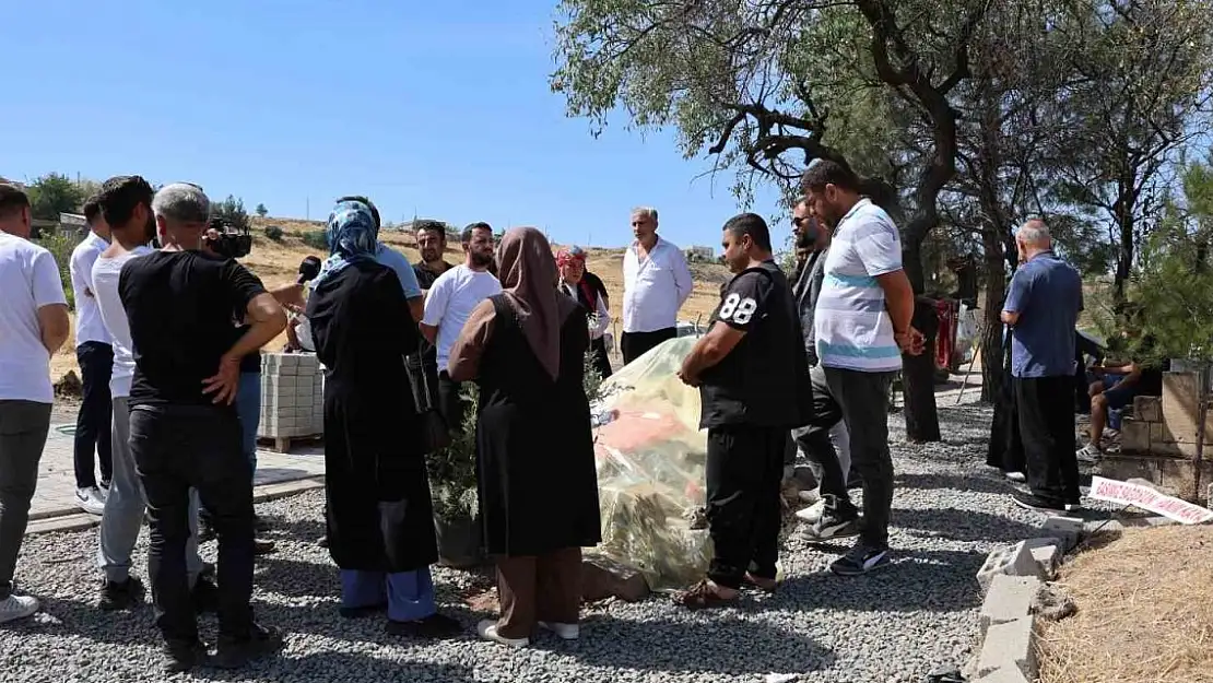 Vatandaşlar Narin'in mezarının şehitlikte olmasını talep ediyor