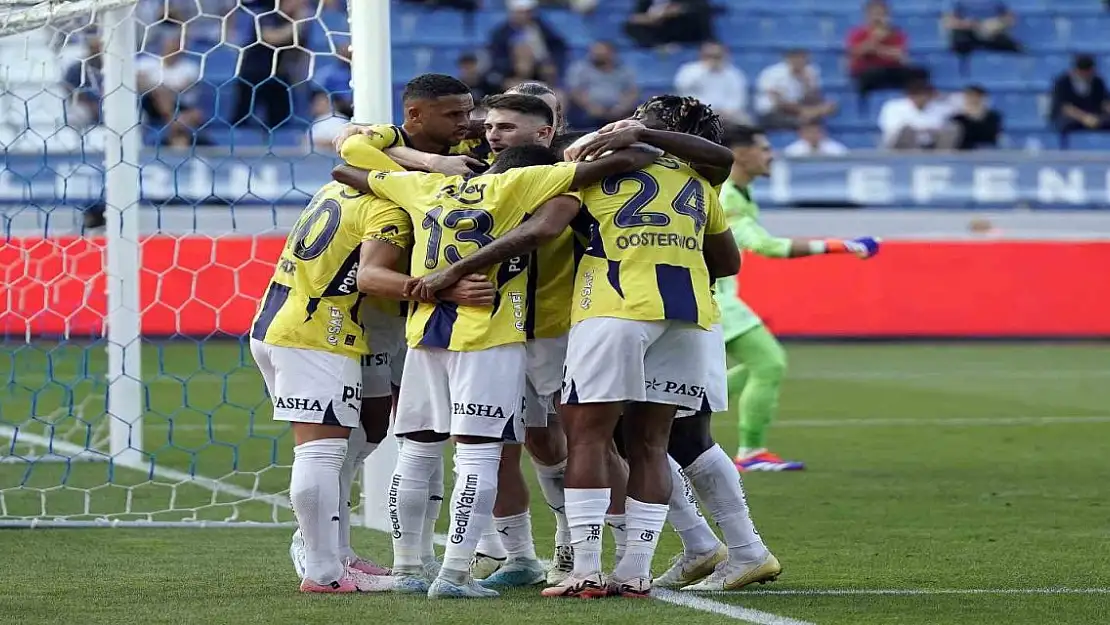 Kasımpaşa'ya konuk olan Fenerbahçe galibiyet elde etti