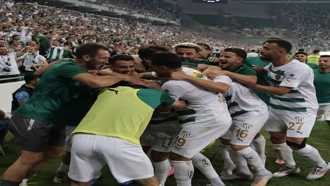 Bursaspor'un evinde galibiyet sevinci