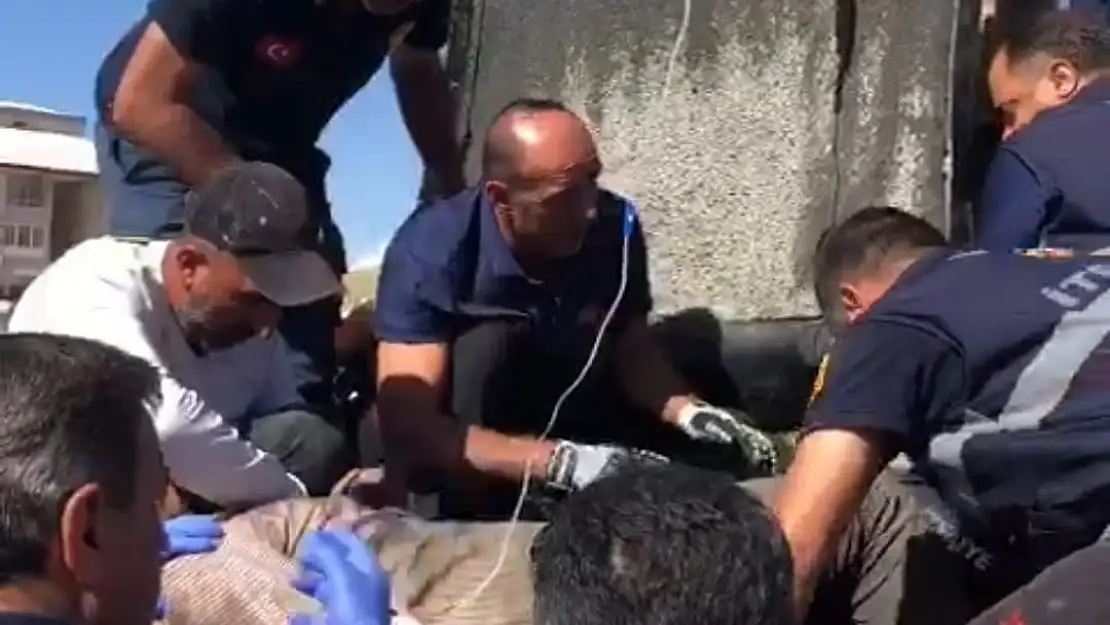 Van'da işçinin ayağı beton pompasına sıkıştı