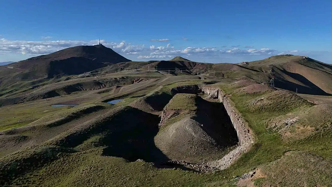 Erzurum'da Büyük Palandöken Tabyası'nın ihtişamı göz kamaştırıyor