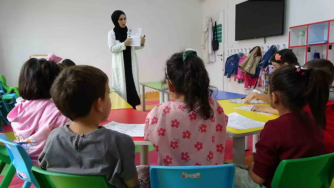Van'da miniklere dini değerler eğitimi veriliyor