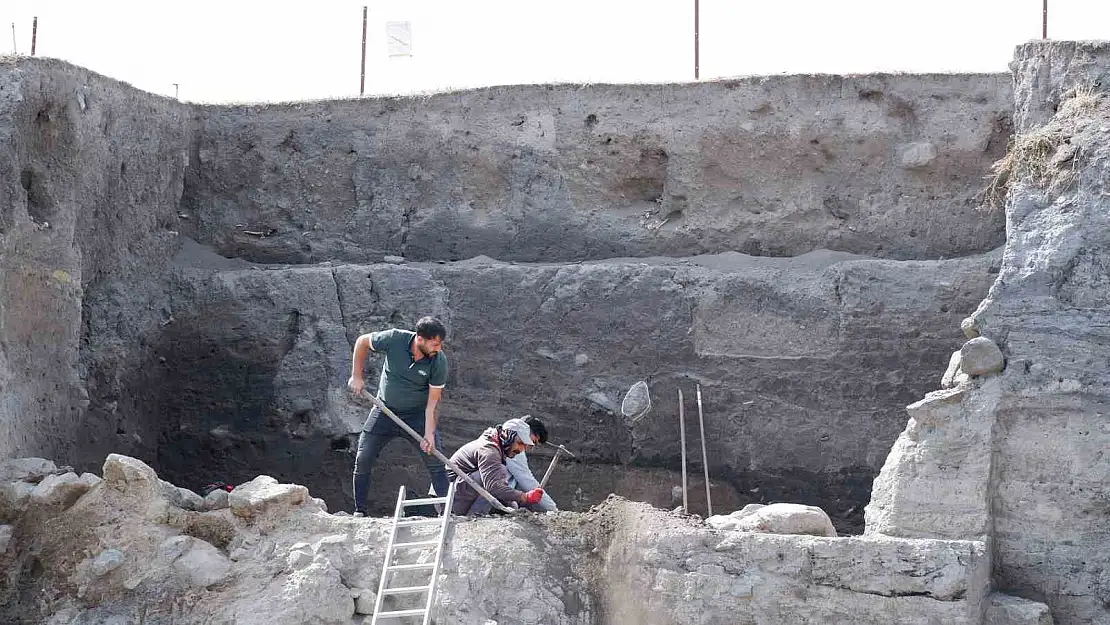 Erzurum'daki kazılarda 6 bin yıl öncesinin tarihine ışık tutuyor