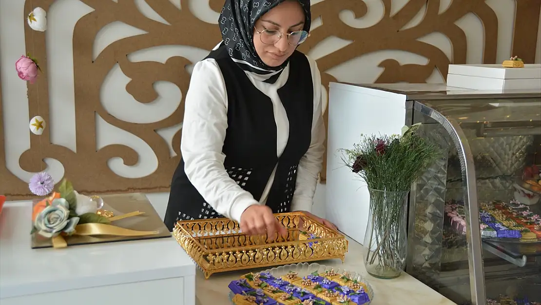 Bitlis'te kadın girişimciden çikolata atölyesi