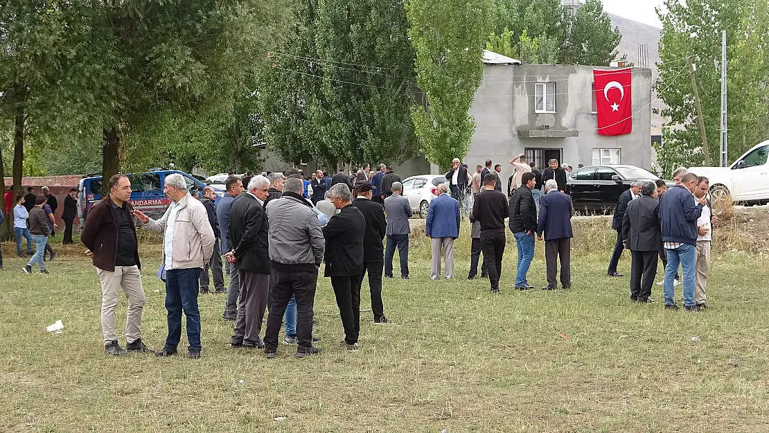 Muş'ta Şehit Haberi Aileyi Yasa Boğdu