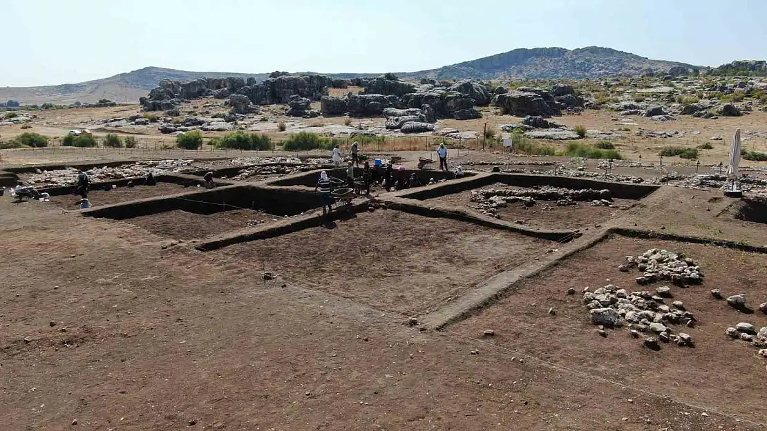 Diyarbakır'da Çayönü Tepesi kazıları 60 yıldır sürüyor