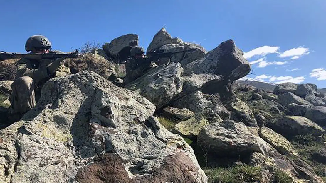 Doğubayazıt'ta 8 Terörist Öldürüldü