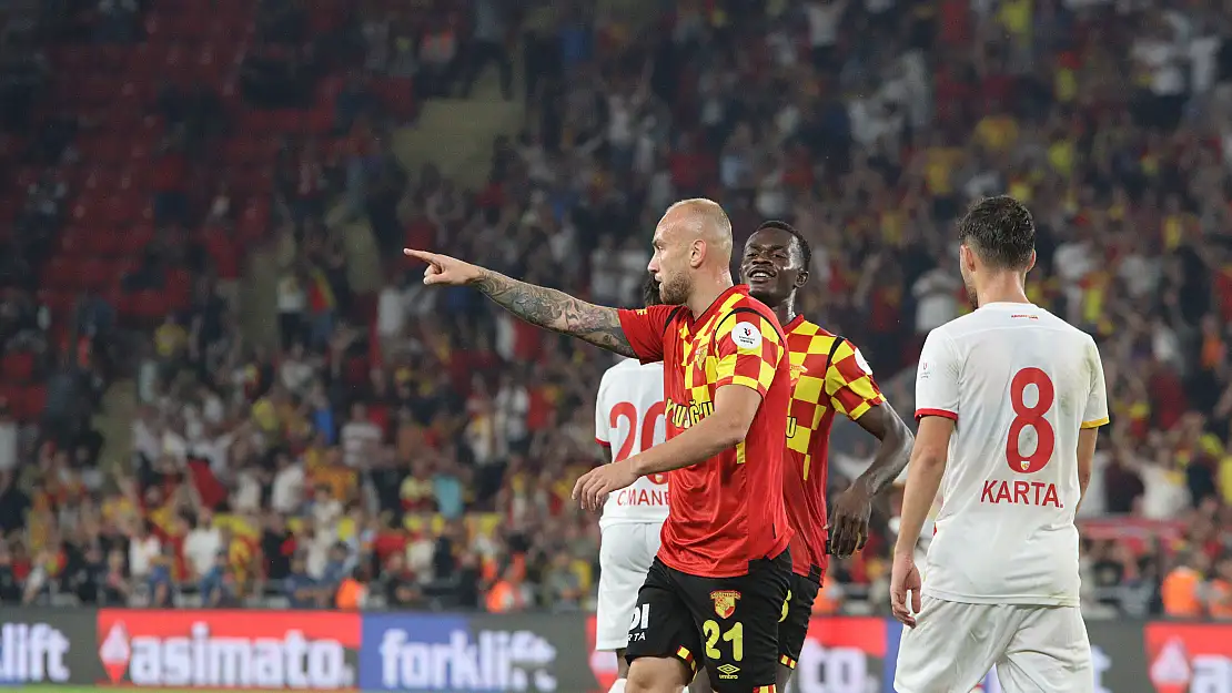 Göztepe Konuk Ettiği Kayserisporu 3-0 Mağlup Etti
