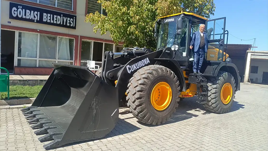 Bitlis'te Gölbaşı Belde Belediyesi iş makinesi aldı