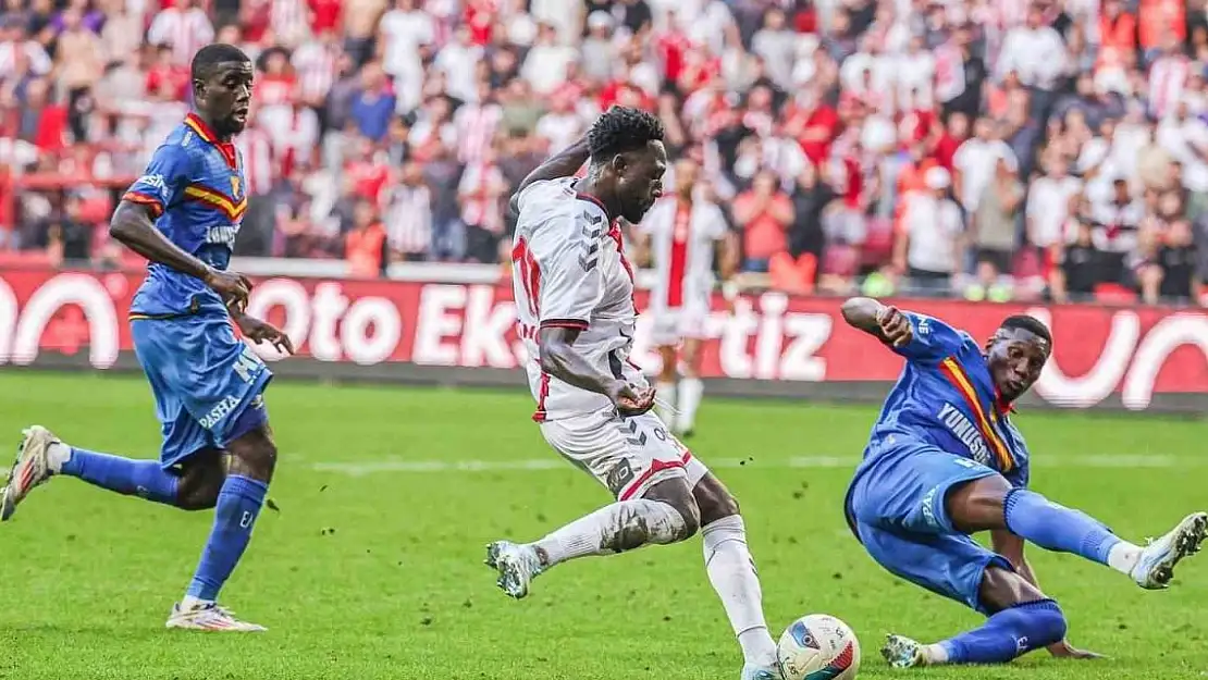 Göztepe Lig'de İlk Yenilgisini Aldı