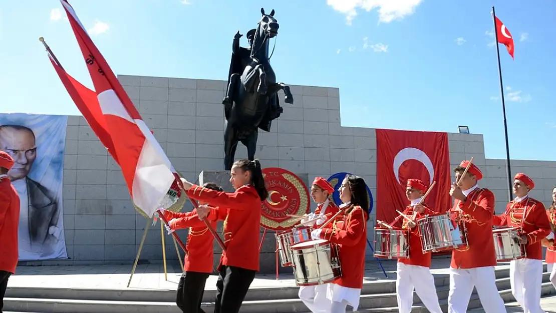 Sarıkamış'ın Düşman İşgalinden Kurtuluşu Coşkuyla Kutlandı