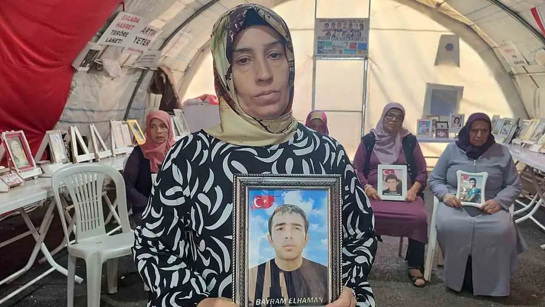 Diyarbakır'da evlat nöbetine bir aile daha katıldı