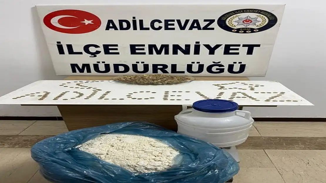 Doğubayazıt'tan Gelen Otobüste 900 Adet Altın Sikke Ele Geçirildi