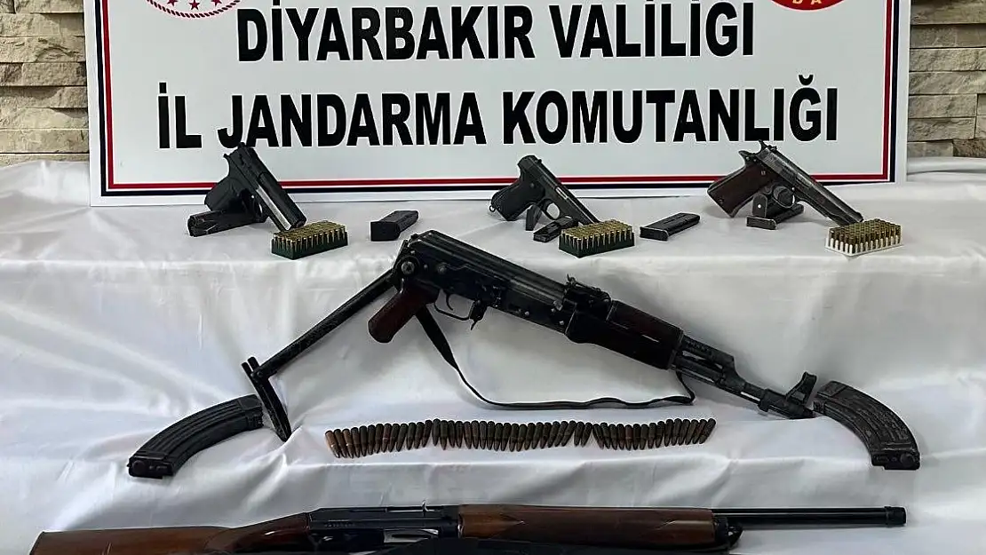 Diyarbakır'da kaçak silah operasyonu: 5 gözaltı