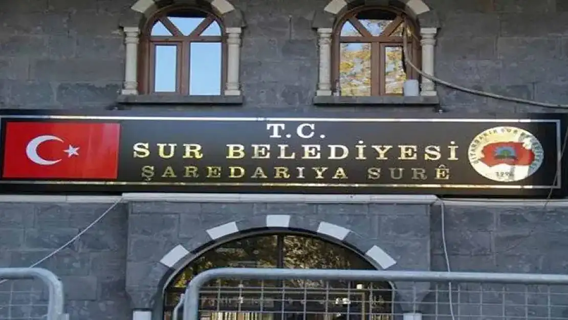 Diyarbakır'da belediyeye ait araçları kullanan 2 personele soruşturma