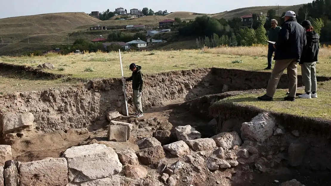 Bitlis'teki kazılarda su sarnıcı ortaya çıkarıldı