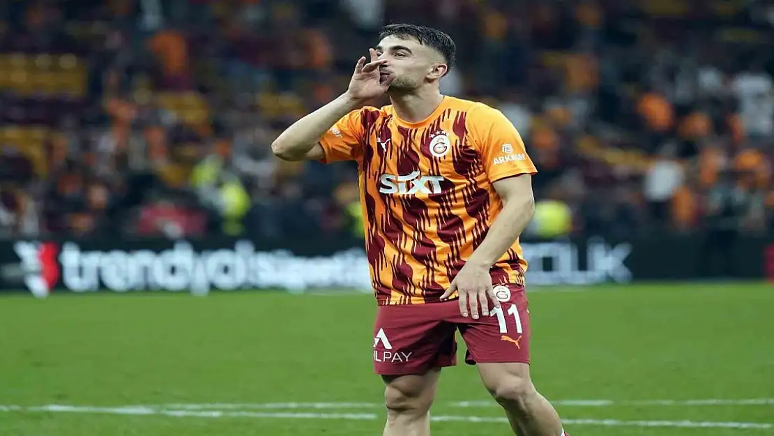 Galatasaraylı Yunus Akgün'den Maç Sonu Üçlüsü