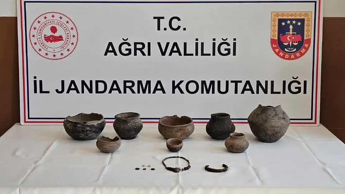 Ağrı'da tarihi eser kaçakçılığı: 3 gözaltı