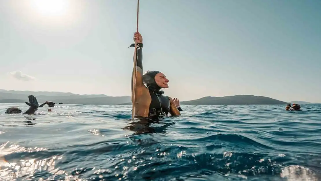 Şahika Ercümen'den Bir Türkiye Rekoru Daha Geldi