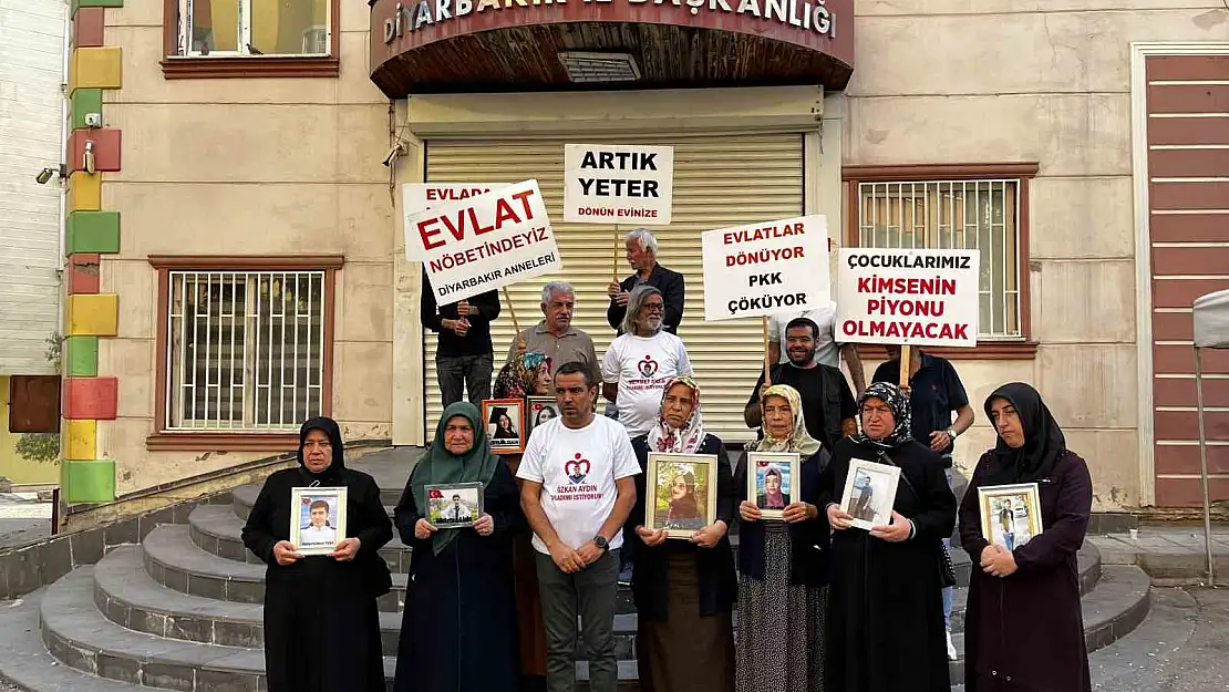 Diyarbakır annelerinden 'aileler dağıtıldı' haberlerine tepki