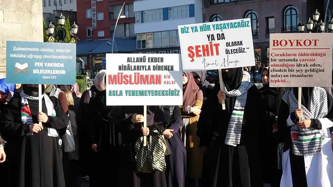 Erzurum'da Sağlık Çalışanları Gazze İçin Sessiz Yürüyüşlerine Ara Vermiyor