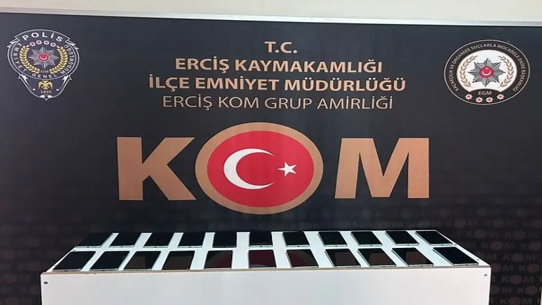 Van'da Kaçak Cep Telefonları Yakalandı
