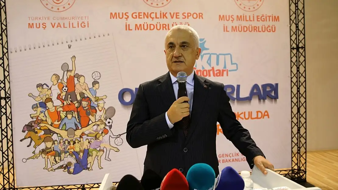 Muş'ta Okul Sporları Faaliyetleri Değerlendirme Toplantısı Yapıldı