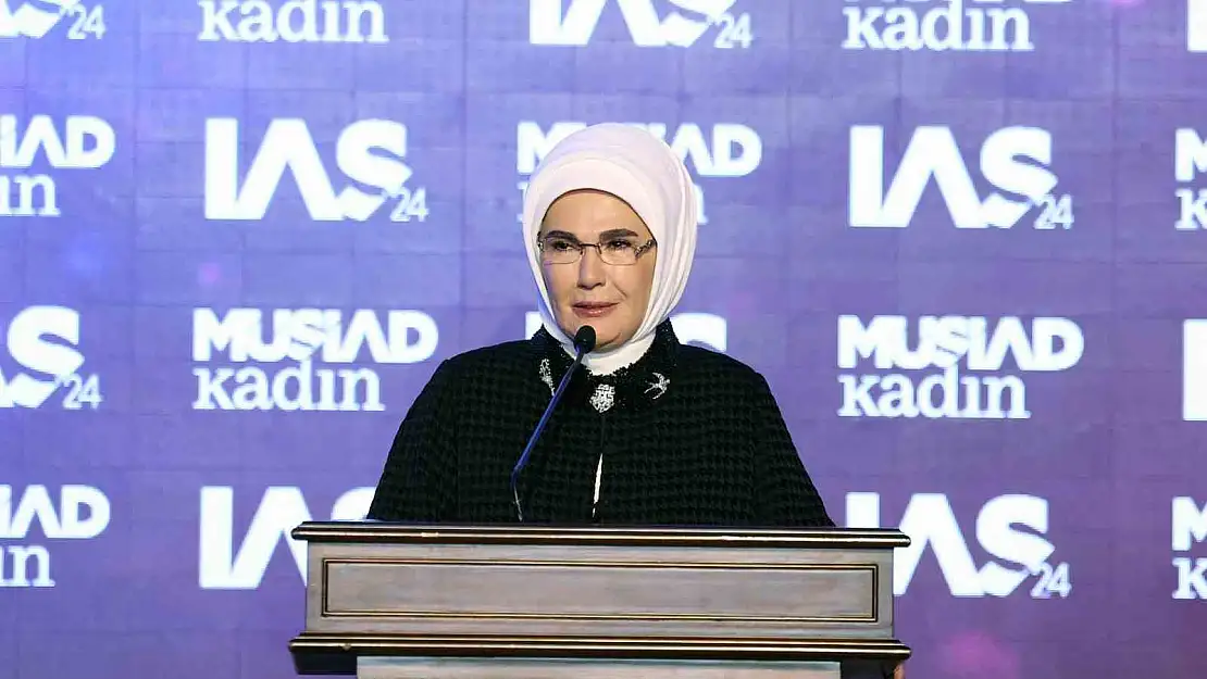 Emine Erdoğan, Uluslararası Farkındalık Zirvesi'nde 'kadın' vurgusu yaptı
