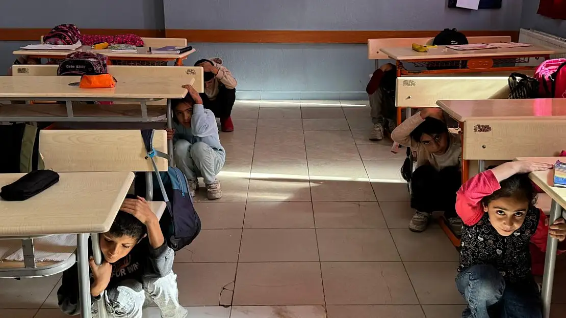 Yangın ve Deprem Tatbikatı Gerçekleştirildi
