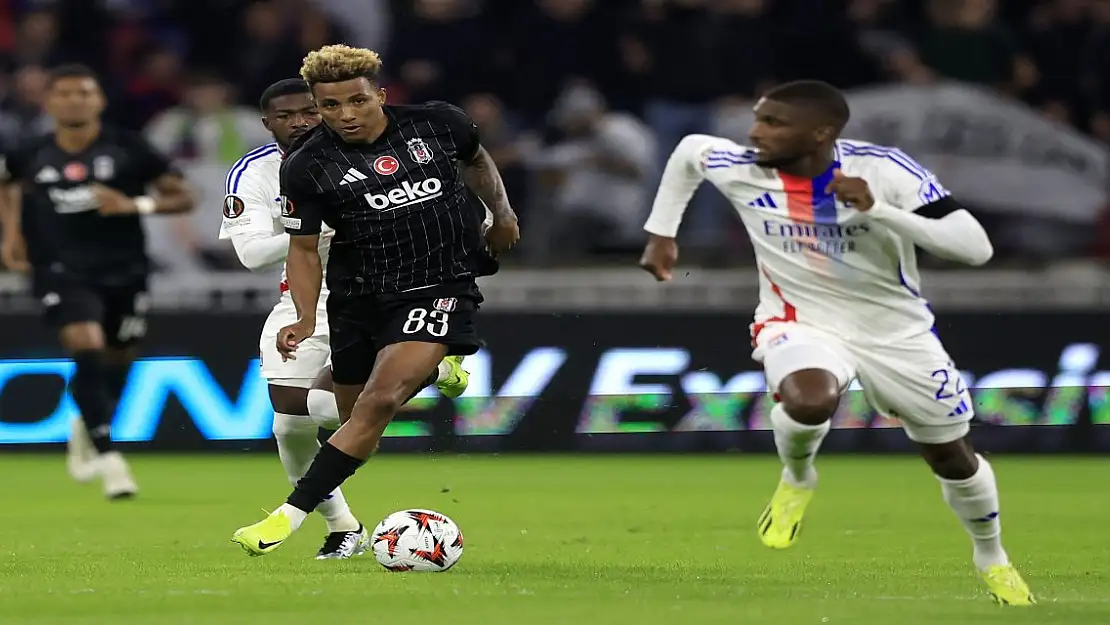 Beşiktaş Deplasmanda Karşılaştığı Lyon İle İlk Yarıyı Golsüz Kapattı