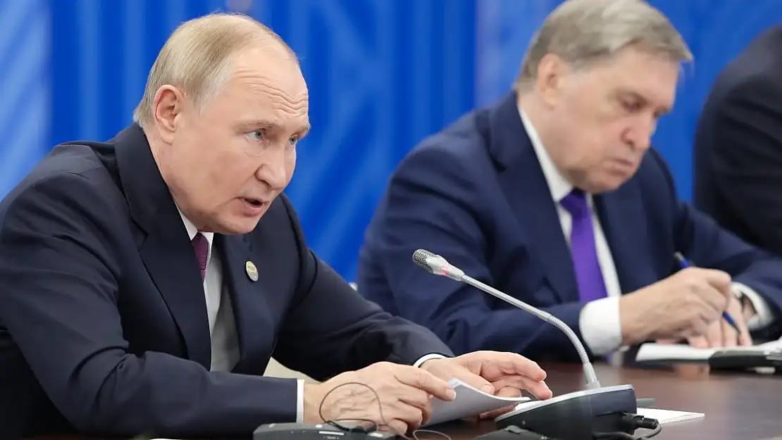 Putin Filistin Devlet Başkanı Abbas ile Bir Araya Geldi