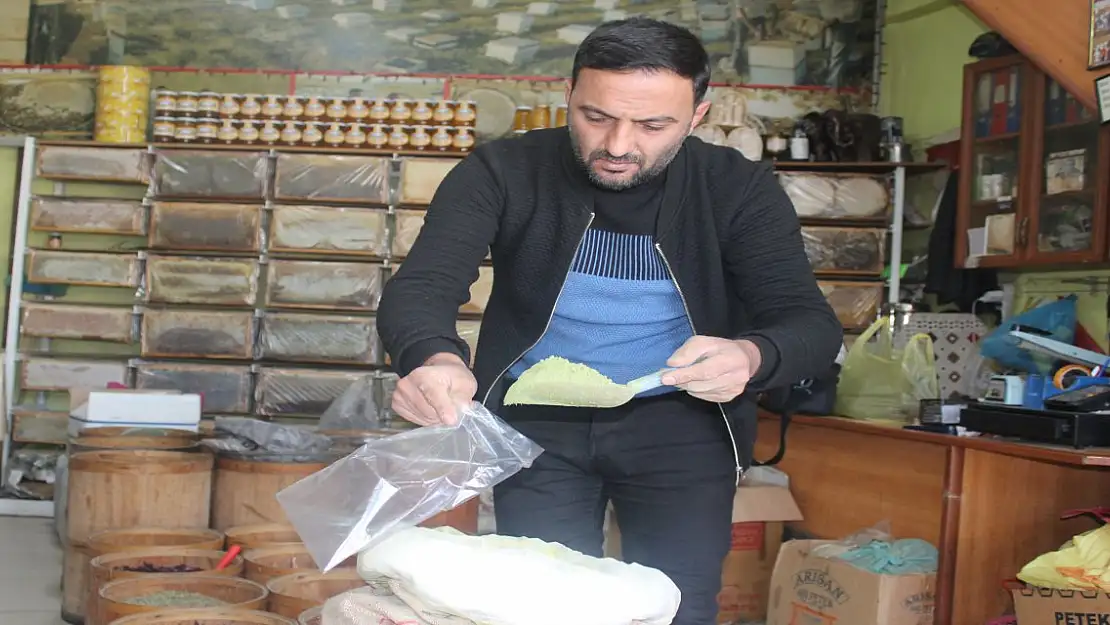 Hint Kınasına Yoğun İlgi