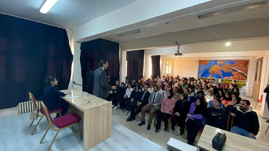 Van'da Kariyer Günleri etkinliği