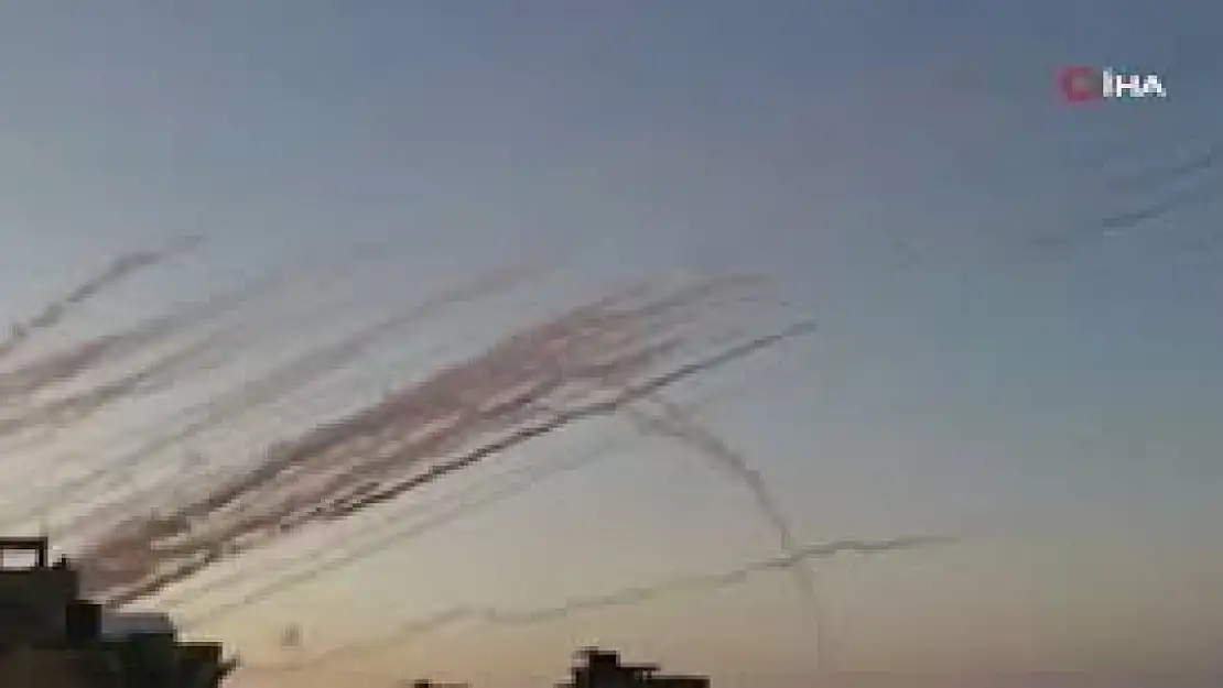 Hizbullah İsrail'e 80 Roketle Saldırı Gerçekleştirdi