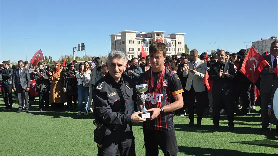 Bulanık'ta Cumhuriyet Bayramı kutlandı
