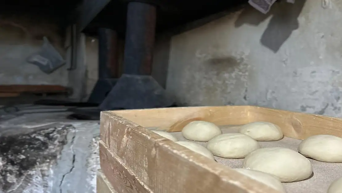 'Tandır Ekmeği' Kültürü Devam Ediyor