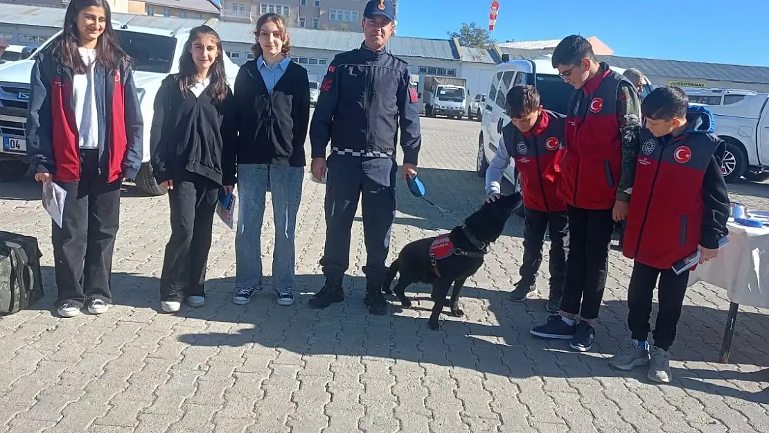 Ağrı İl Jandarma Komutanlığı'nda 29 Ekim Cumhuriyet Bayramı Etkinlikleri