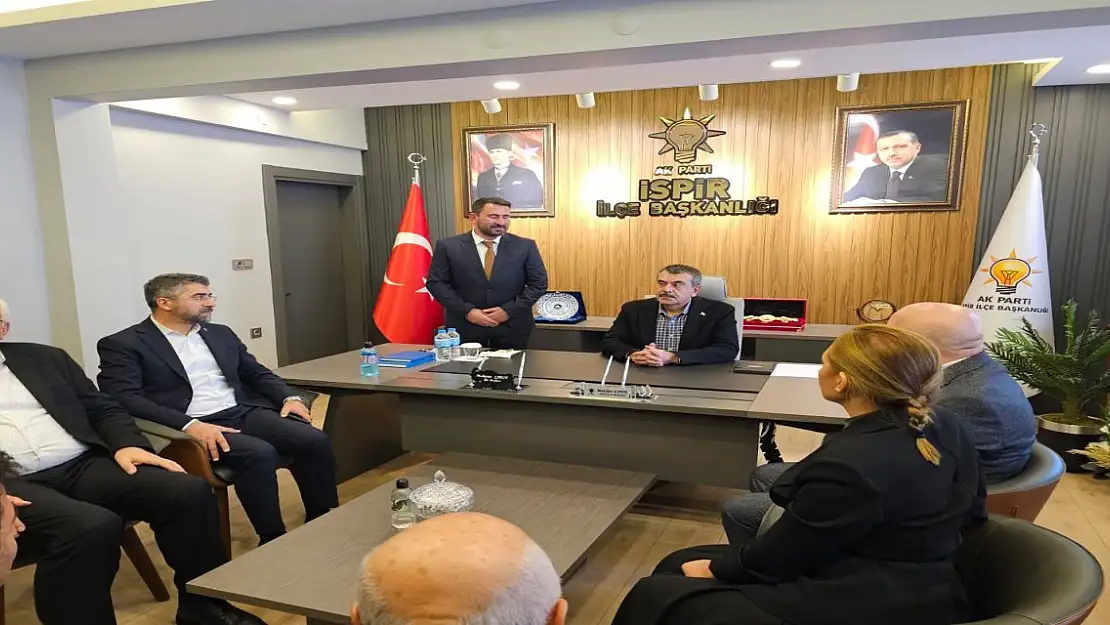 Milli Eğitim Bakanı Erzurum'da İlçe Kongrelerine Katılım Sağladı