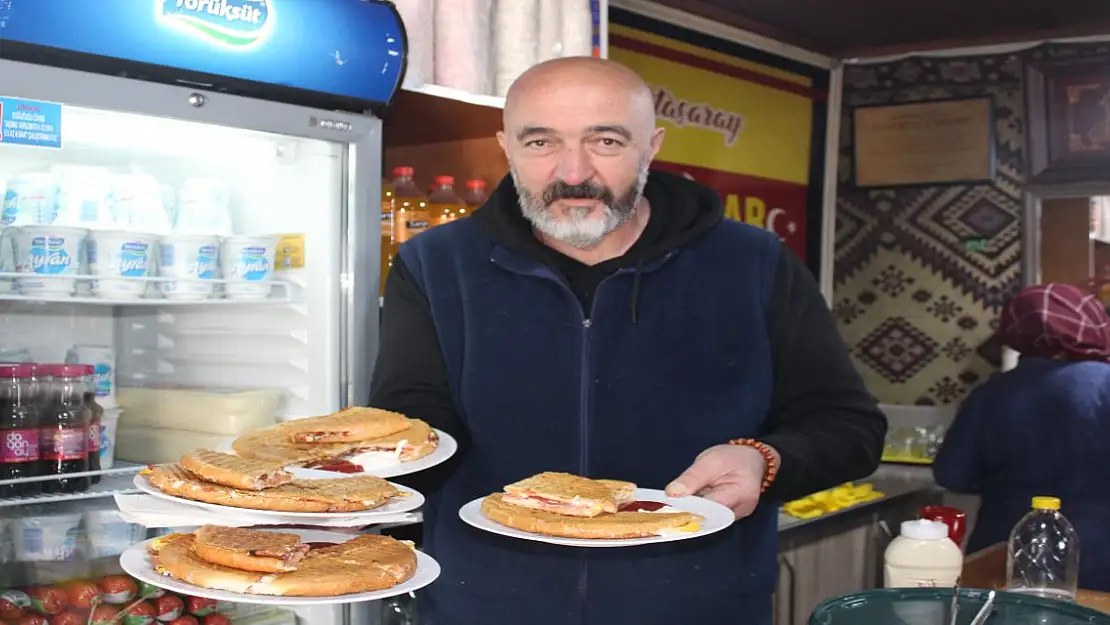 Ağrı'nın Futbola Âşık Tostçusu