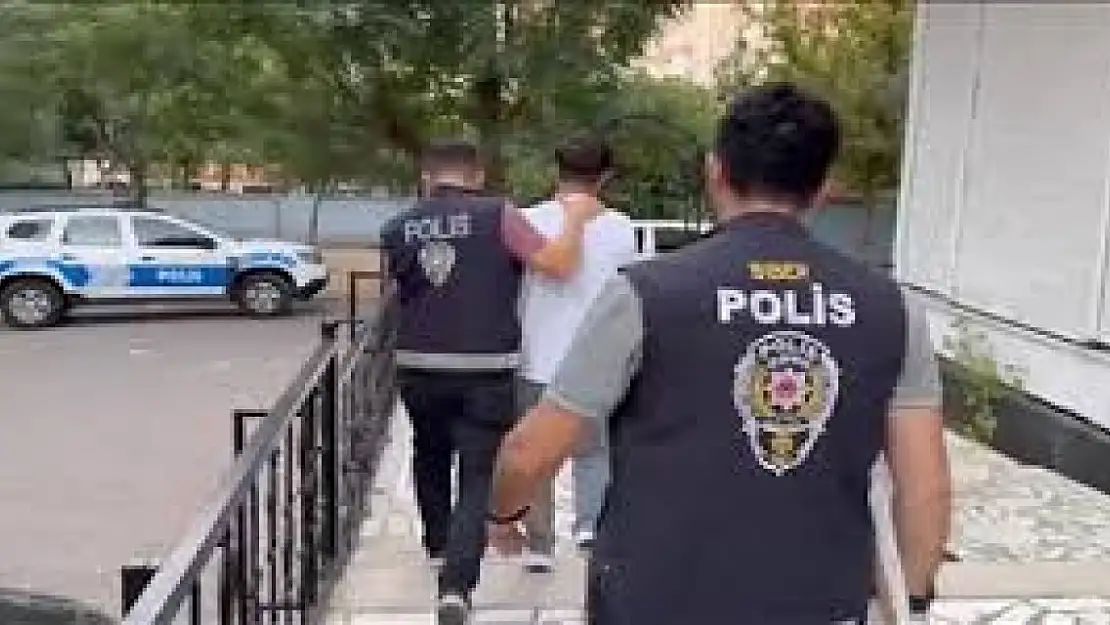 Van'da Farklı Suçlardan Aranan 274 Şüpheli Yakalandı