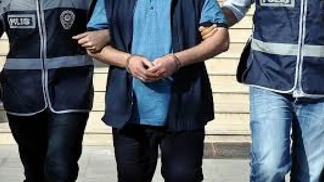AK Parti Iğdır İl Başkanlığına Saldıran Zanlı, Ruh Sağlığı Hastanesine Sevk Edildi