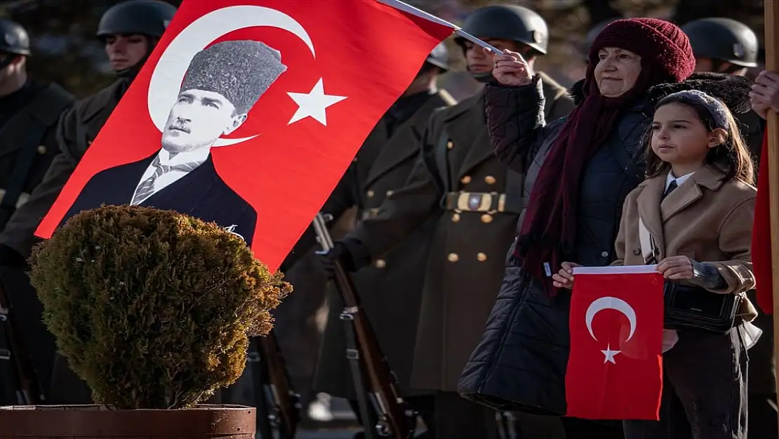 Erzurum Büyük Önder Atatürk'ü Andı