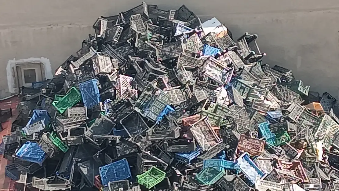 Plastik Kasalar Sobada Tutuşturucu Olarak Kullanılıyor